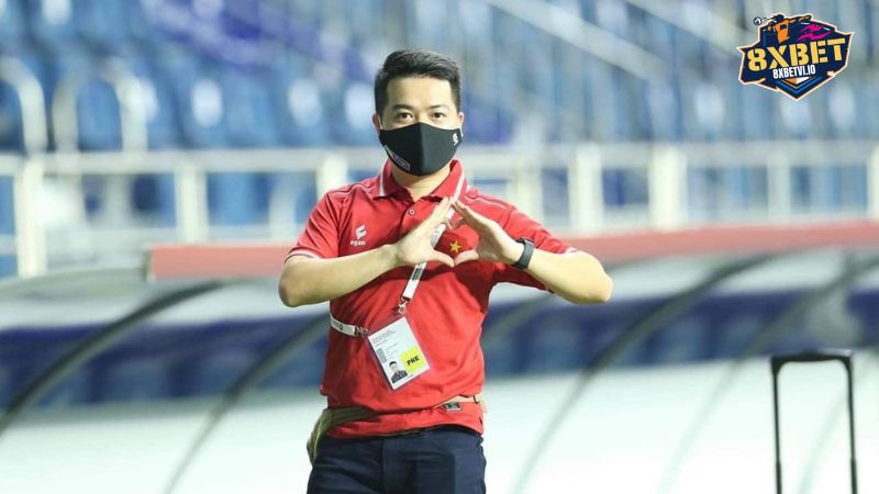 cot moc su nghiep day thanh cong cua chu kenh Cột mốc sự nghiệp đầy thành công của chủ kênh