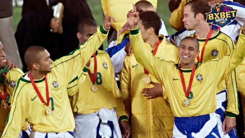 kham pha tieu su roberto carlos roberto carlos
