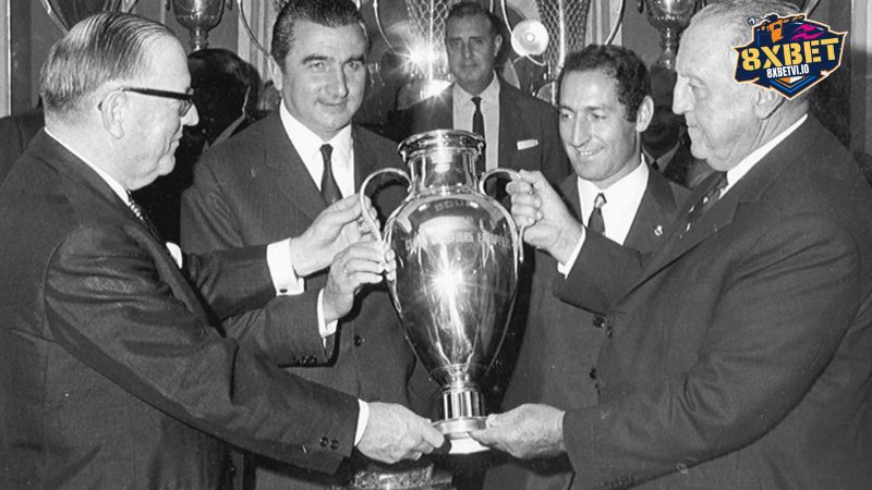 Những cống hiến to lớn mà Santiago Bernabeu đã mang lại